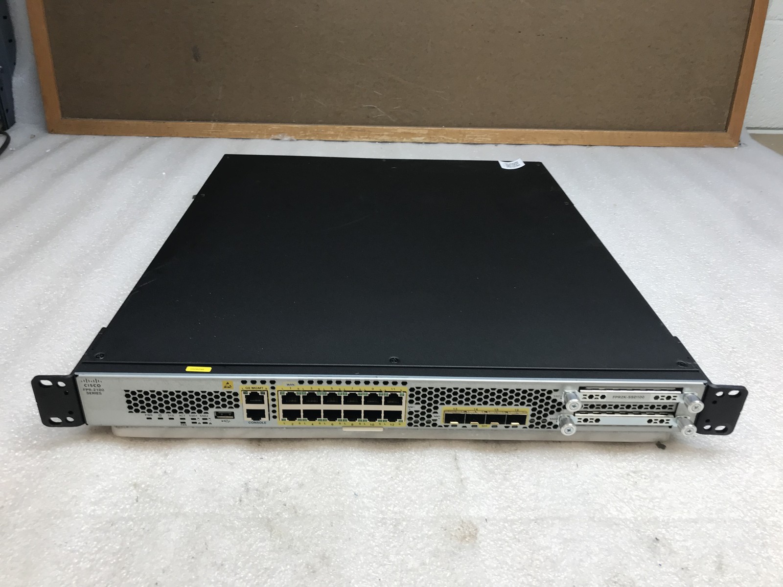 Cisco FPR-2110 V02 FPR2110 Firepower 2100 firewall appliance FPR2K-SSD100 w Ears