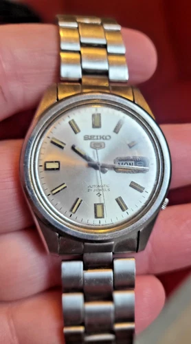 Vintage seiko 5 automatic 21 jewels japan made 6119-8080