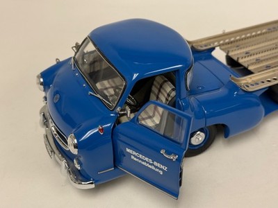 1/18 CMC Mercedes Benz Renntransporter 