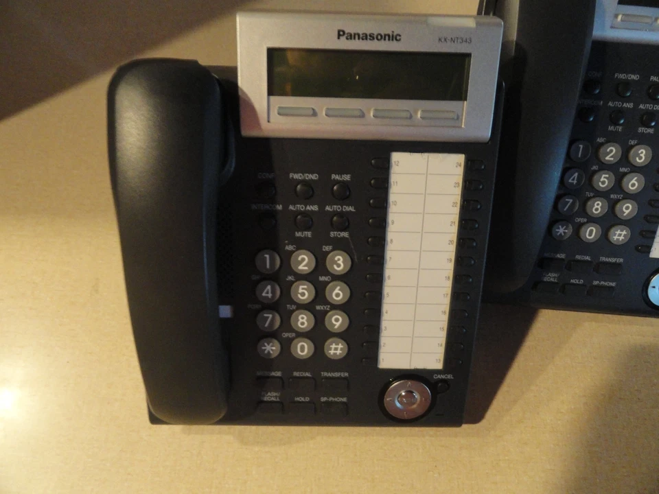 Panasonic KX-NT343B Bundle of (15) Pre-Owned Used Phones-Nice (5) Used - Image 2 of 4