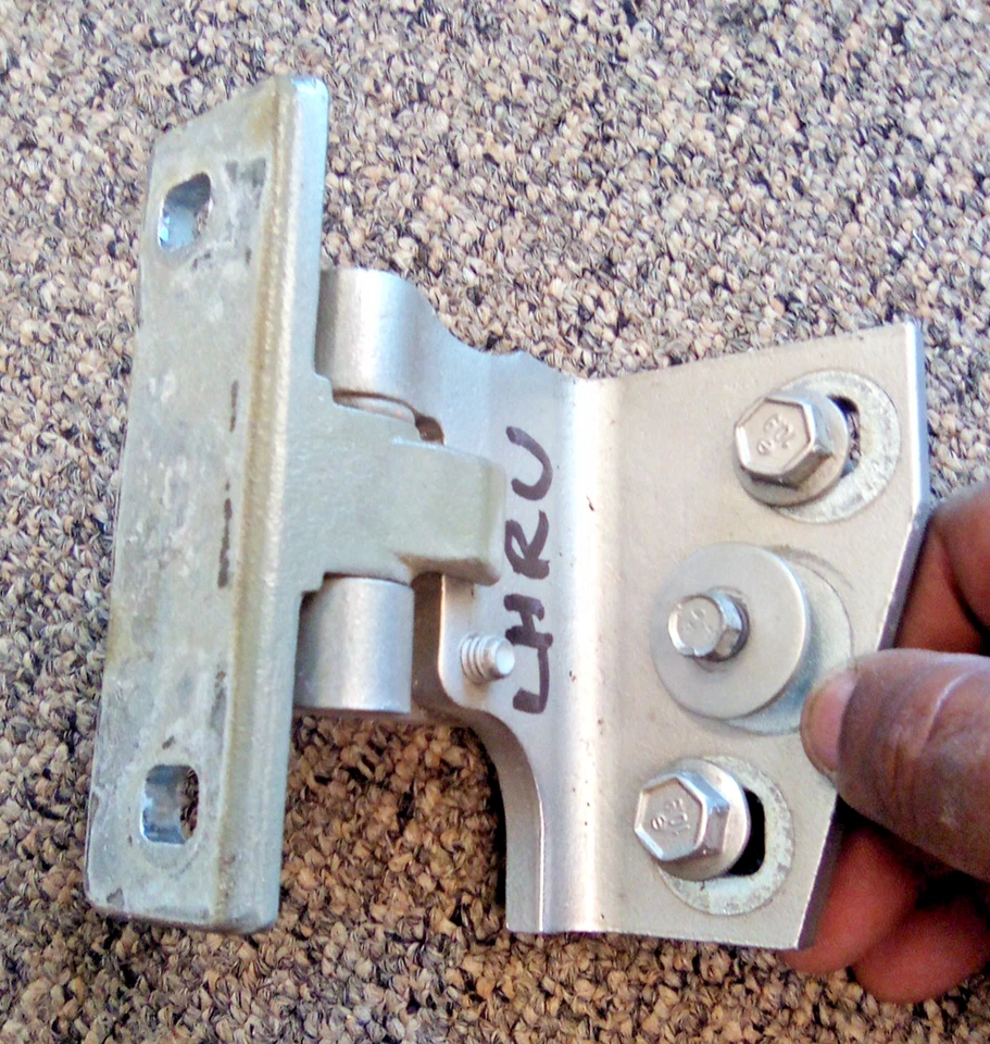 Pontiac Grand Prix 2004-08 puerta trasera conductor bisagra superior FC-44DG Foto 2 de 4