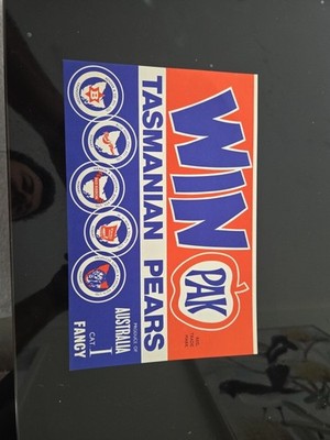Vintage WIN PAK Apples Associated Exporters Hobart Tasmania Crate Box Lable 