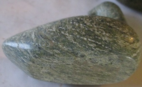 VINTAGE 1994 ALDA KORGAK?? CARVED GREEN SOAPSTONE INUIT SEAL FIGURINE UNSIGNED - Afbeelding 5 van 10