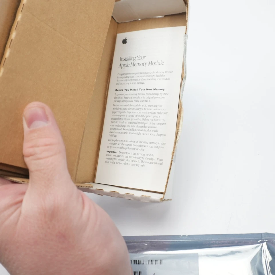 NEW iMac G5 M9656G/A Apple 512MB DDR PC-3200 400Mhz Memory Collectible - Image 3 of 3