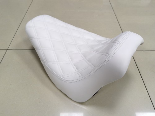 White Driver Solo Seat For Harley Heritage Softail FLSTC Deluxe FLSTN EFI FLSTNI - Picture 4 of 8