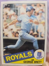 Cb2 sports card~royals- George brett- topps- #100