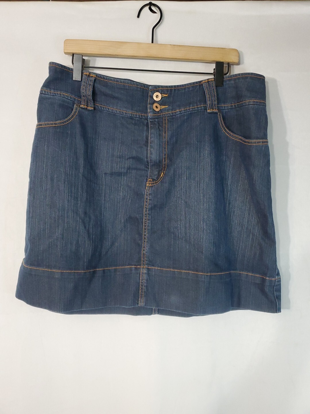 Venezia Skirt Women's Size 14 Mini Jean Denim Multi Pocket Button Up Sequin