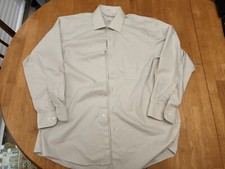 Vanheusen Regular Fit Royal Herringbone Size 16 1/2 32/33. Wrinkle Free