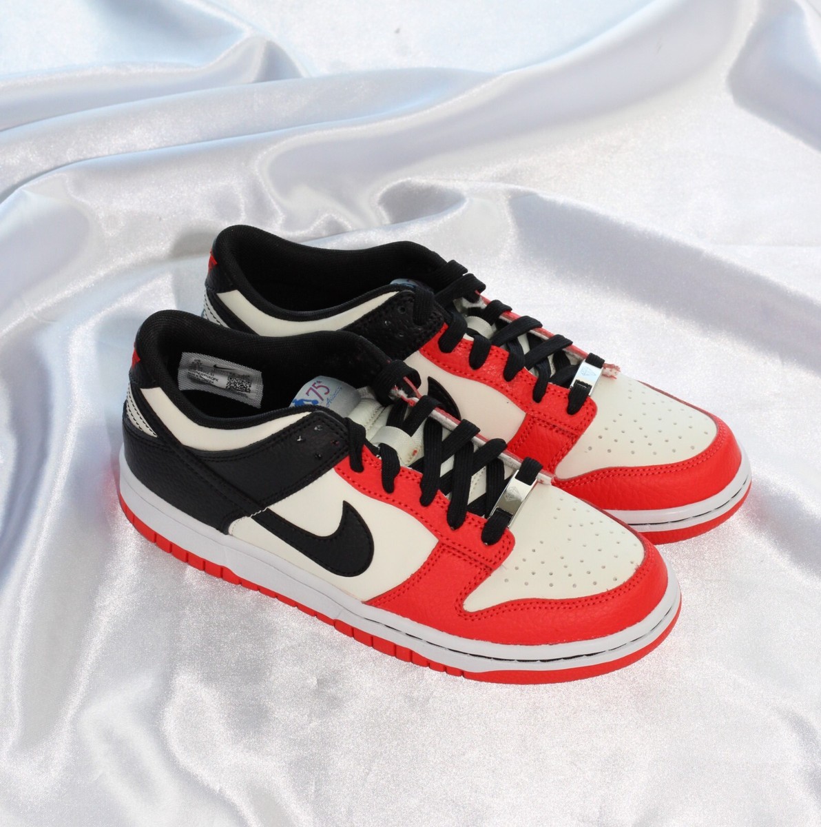 Size 5.5Y - Nike Dunk Low EMB NBA 75th Anniversary Chicago Low Top
