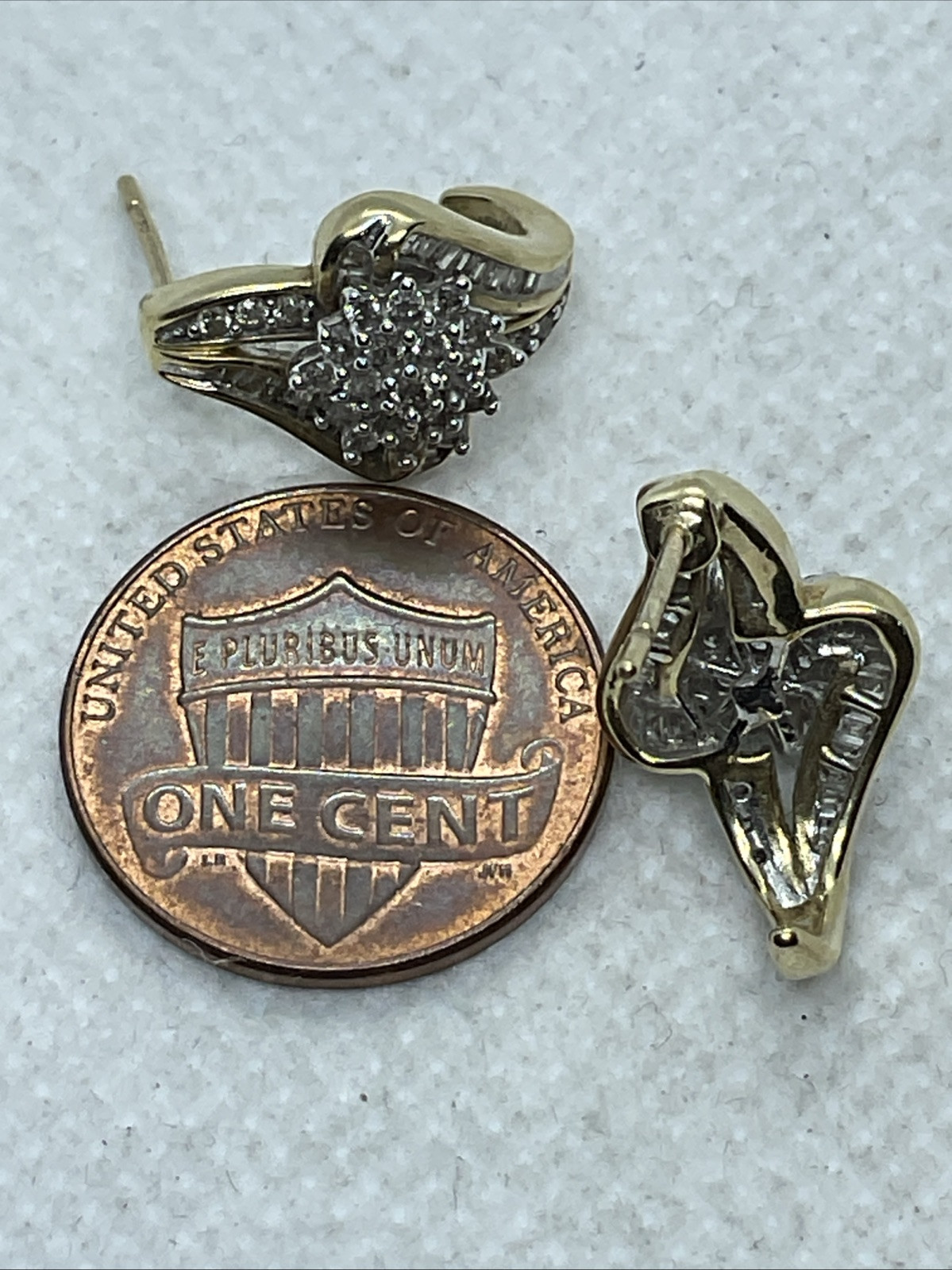 ELEGANT Solid 10K Two Tone Gold Mixed Shaped Genu… - image 15