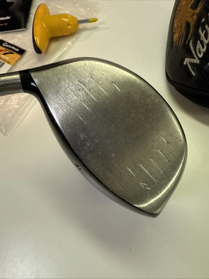 Taylormade R7 460 Driver RH 10.5 R flex With Tool Kit And Head Cover - Image 4 of 4