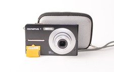 Olympus X-15 compact 8MP vintage digital camera with 3x Optical Zoom