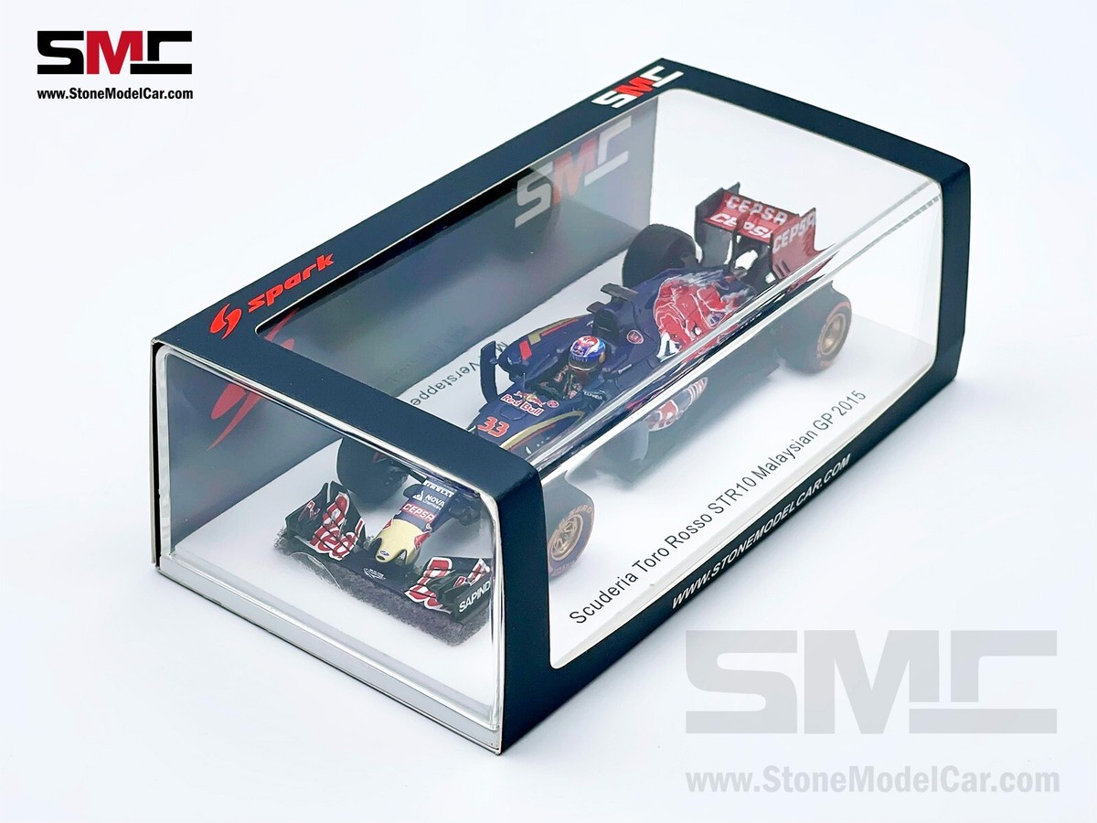 1:43 Spark Toro Rosso STR10 #33 Max Verstappen Malaysia 2015 F1
