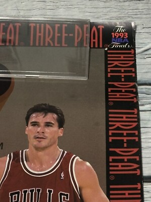 デッドストック　chicago bulls 3PEAT 1993 NBA Vintage Deadstock 1993 Chicago Bulls 3-Peat T-Shirt 90s NBA