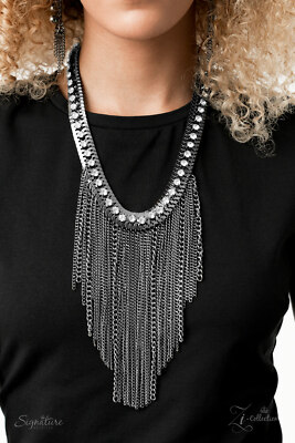 Paparazzi jewelry The Alex Zi Necklace Gunmetal Chain