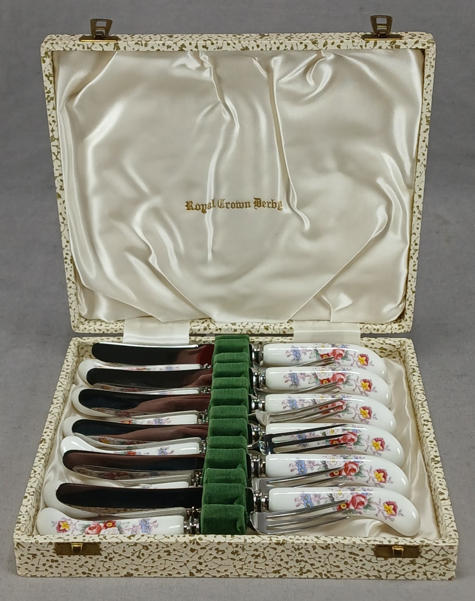 Set of 6 Royal Crown Derby Derby Posies Pattern Fruit Knives