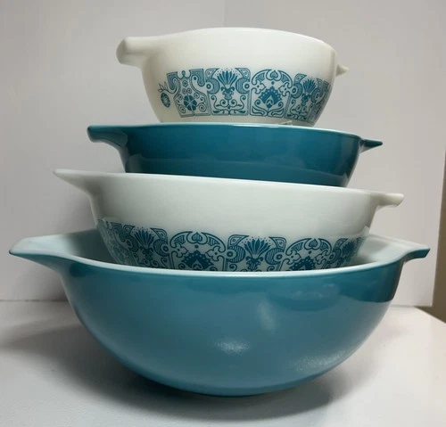 Vintage Pyrex Apollo 11 Horizon Blue Cinderella Bowls complete set 441-444