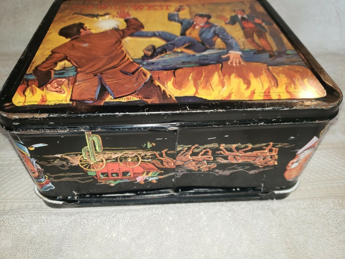 1969 THE WILD WILD WEST Lunchbox EXCELLENT Aladdin Western Robert
