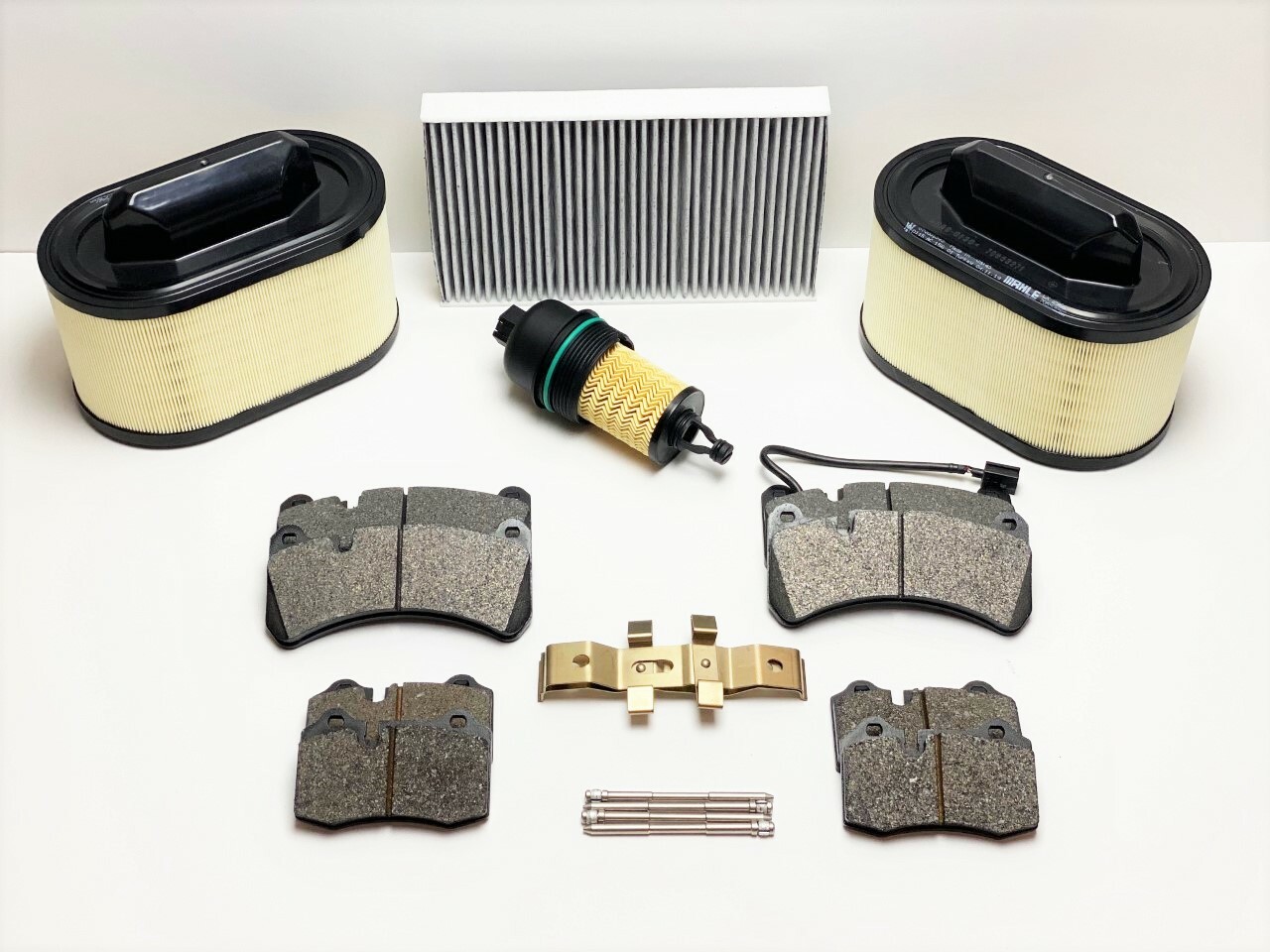 🚚Maserati Ghibli, Quattroporte Front & Rear Brake Pads With Oil Air &AC Filters