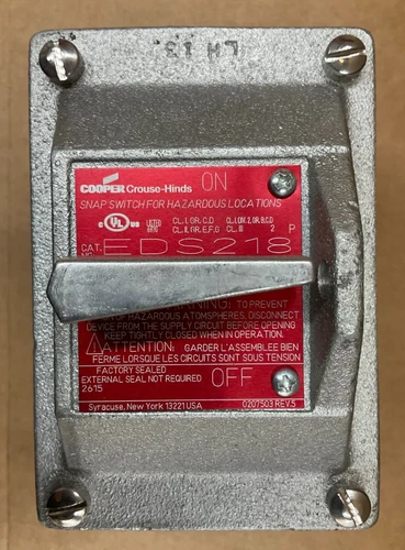 Eaton EDS218 | 2-Pole Snap Switch | 20 Amp | 120/277 VAC | Explosion-Proof