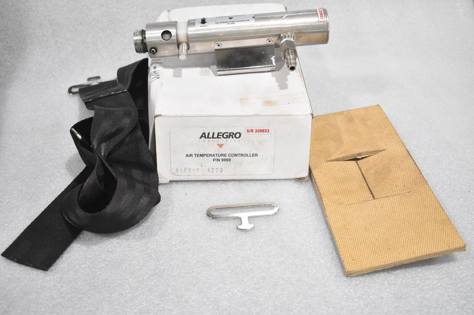 ALLEGRO INDUSTRIES 9990 AIR TEMPATURE CONTROLLER WITH STEEL HANSEN PLUG, BELT