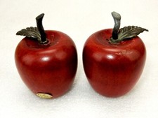 Wooden Apples Salt and Pepper Set, Metal Stem & Leaves, Price Imports, Vintage