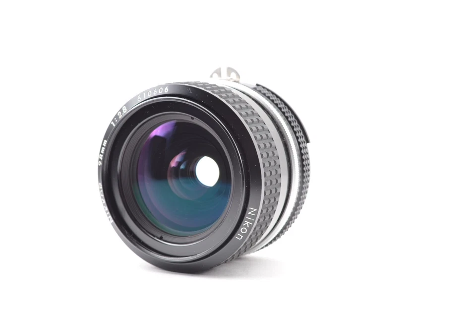 【Excelente Como Nuevo】 Lente Nikon NIKKOR 28mm Ai Gran Angular MF con Tapas d... - Imagen 2 de 4
