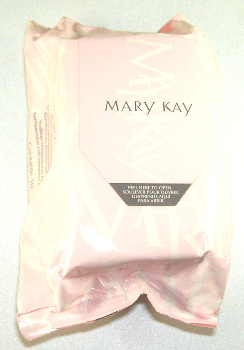 30 Mary Kay Facial Cleansing Cloths NIP Suds Up Wash All Skin Types