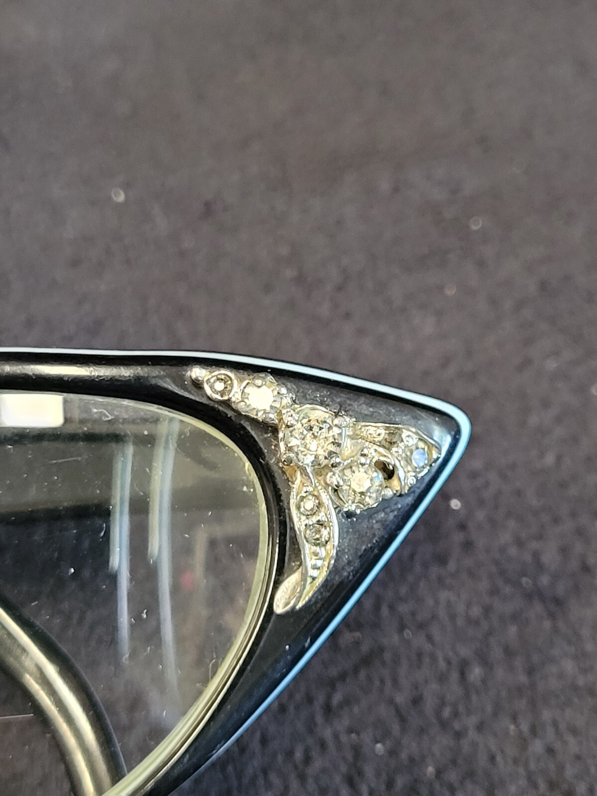 Vintage Cat Eye Glasses - image 8