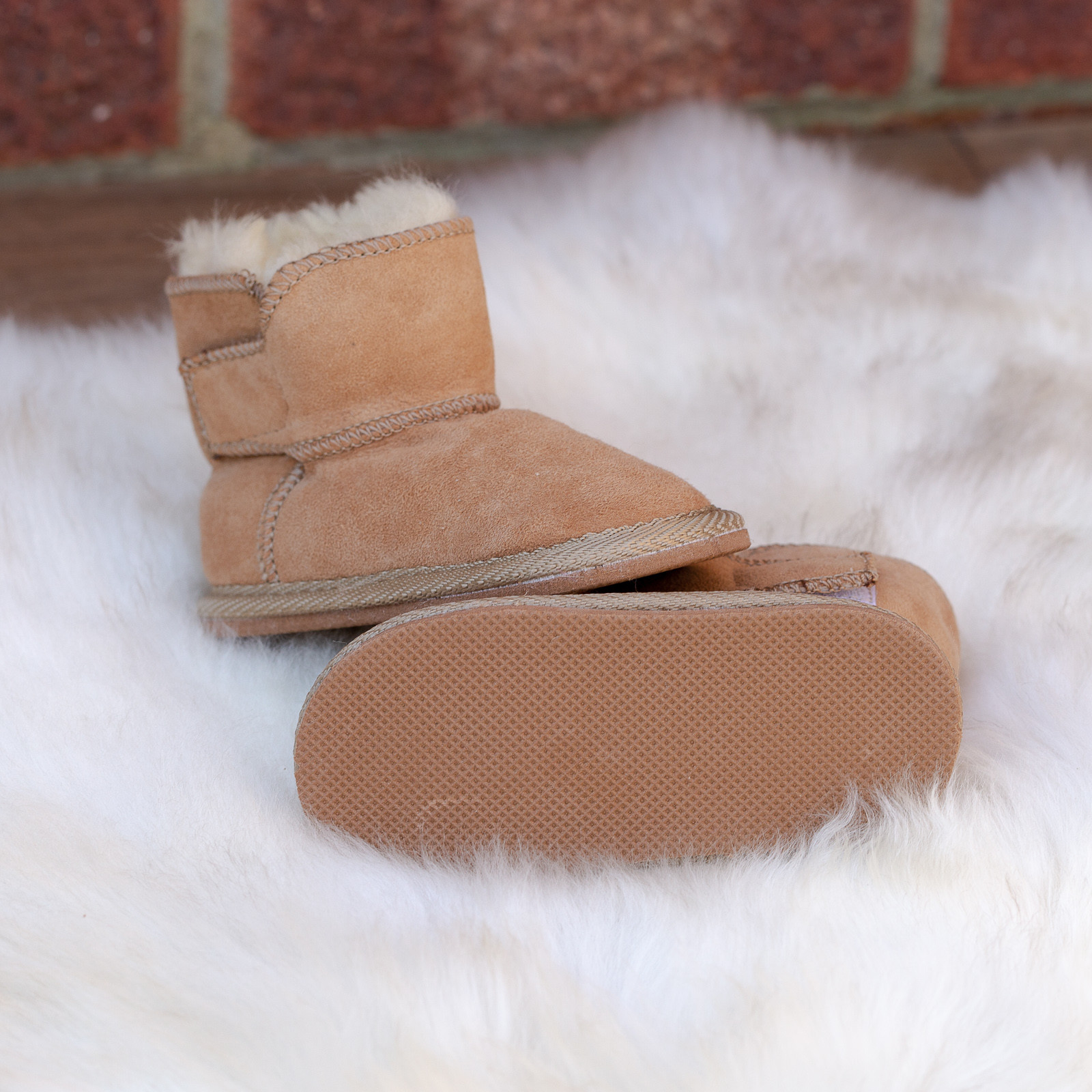 SAOLA Pantofole bambini stivali pelle di pecora caldi accoglienti suola rigida 1 3 anni CLERANCE