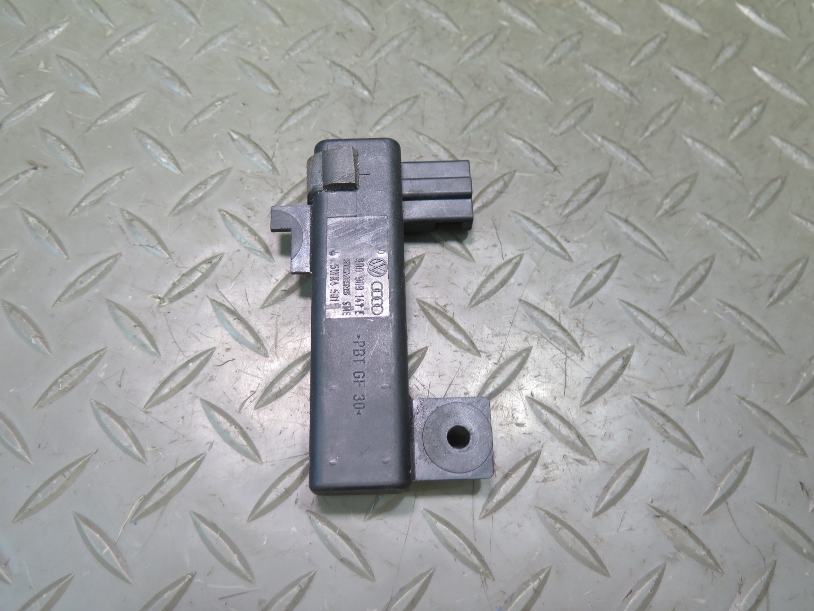 2006-2012 BENTLEY FLYING SPUR KEYLESS GO CONTROL MODULE ANTENNA SENSOR SET