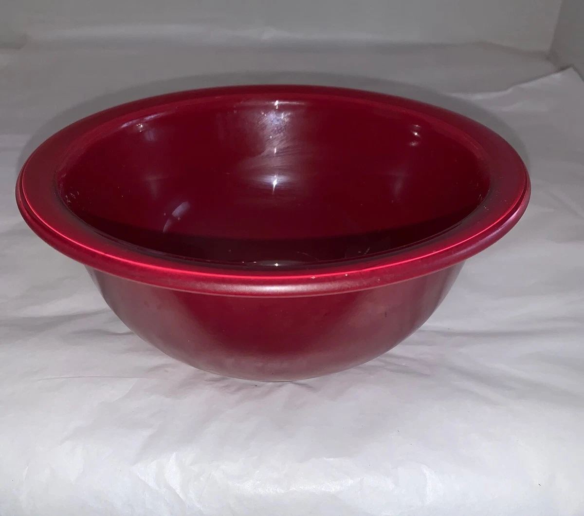 Vintage red top pyrex mixing bowl