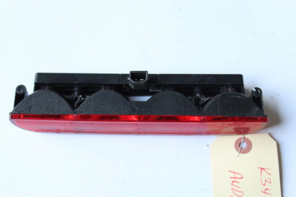 1999-2001 AUDI A4 QUATTRO ТРЕТИЙ СТОП-СИГНАЛ ЛАМПА K3455 - Изображение 3 из 4