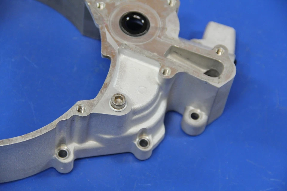  Estuche de bomba de agua TM Racing 250MX TM250 2001 cubierta de embrague interior carcasa bomba de agua Foto 2 de 4