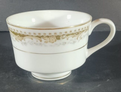 QUEEN ANNE Signature Collection TEA CUP Teacup Green Select Fine China Japan