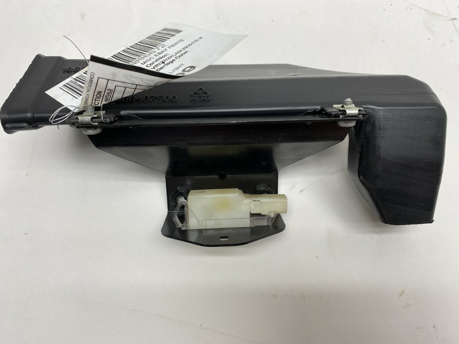 09-16 MASERATI GRANTURISMO M145 DRIVER LEFT FLOOR AIR FLOW DUCT W/ LIGHT OEM
