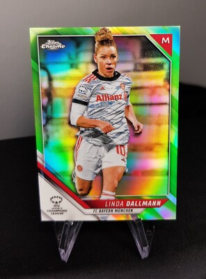 2021-22 Topps Chrome Women UCL - Linda Dallmann #49 - Neon Green /99 - FC Bayern
