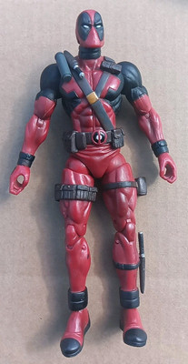 Marvel Diamond Select Deadpool Action Figure No Accessories Loose 