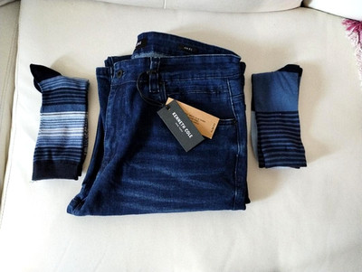 KENNETH COLE Mens Slim Fit Indigo Stretch Jeans SZ 34/32 w/LUCKY Socks!!