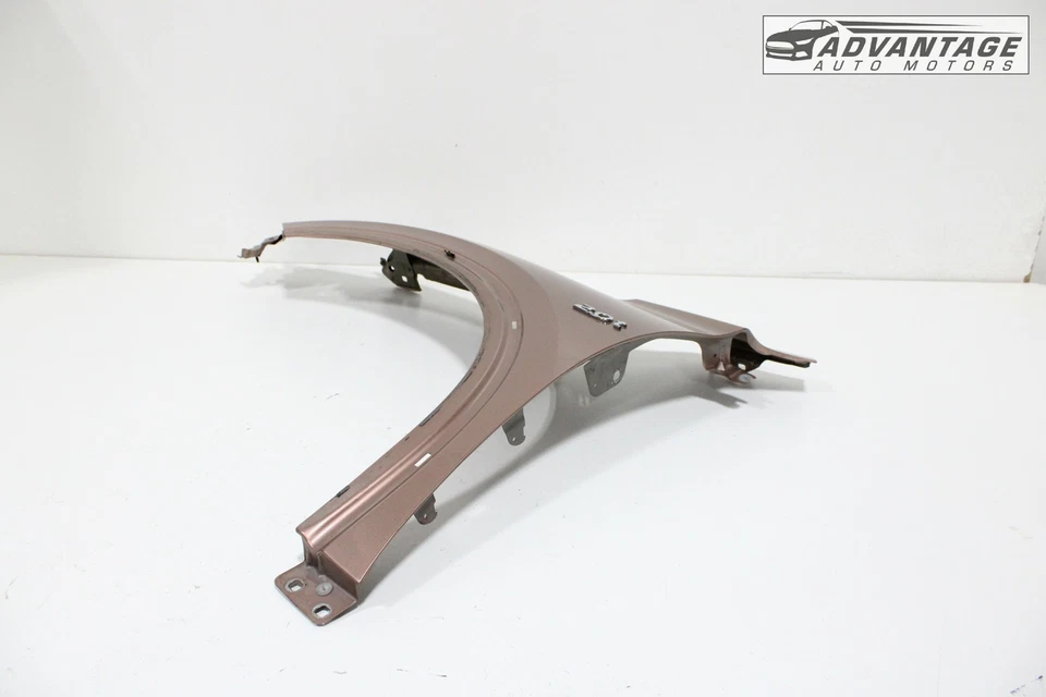 INFINITI QX30 2017-2019 PANEL DE CUBIERTA DE GUARDABARROS DELANTERO IZQUIERDO ROSA GRISÁCEO OEM Foto 2 de 4