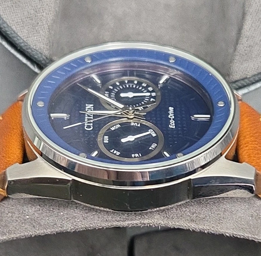 Citizen Eco Drive 8725-S111901 Classic 42mm Blue Dials Watch Thick