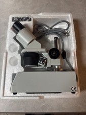 Microscopio estéreo binocular para estudiantes AmScope 40X-80X con luces dobles