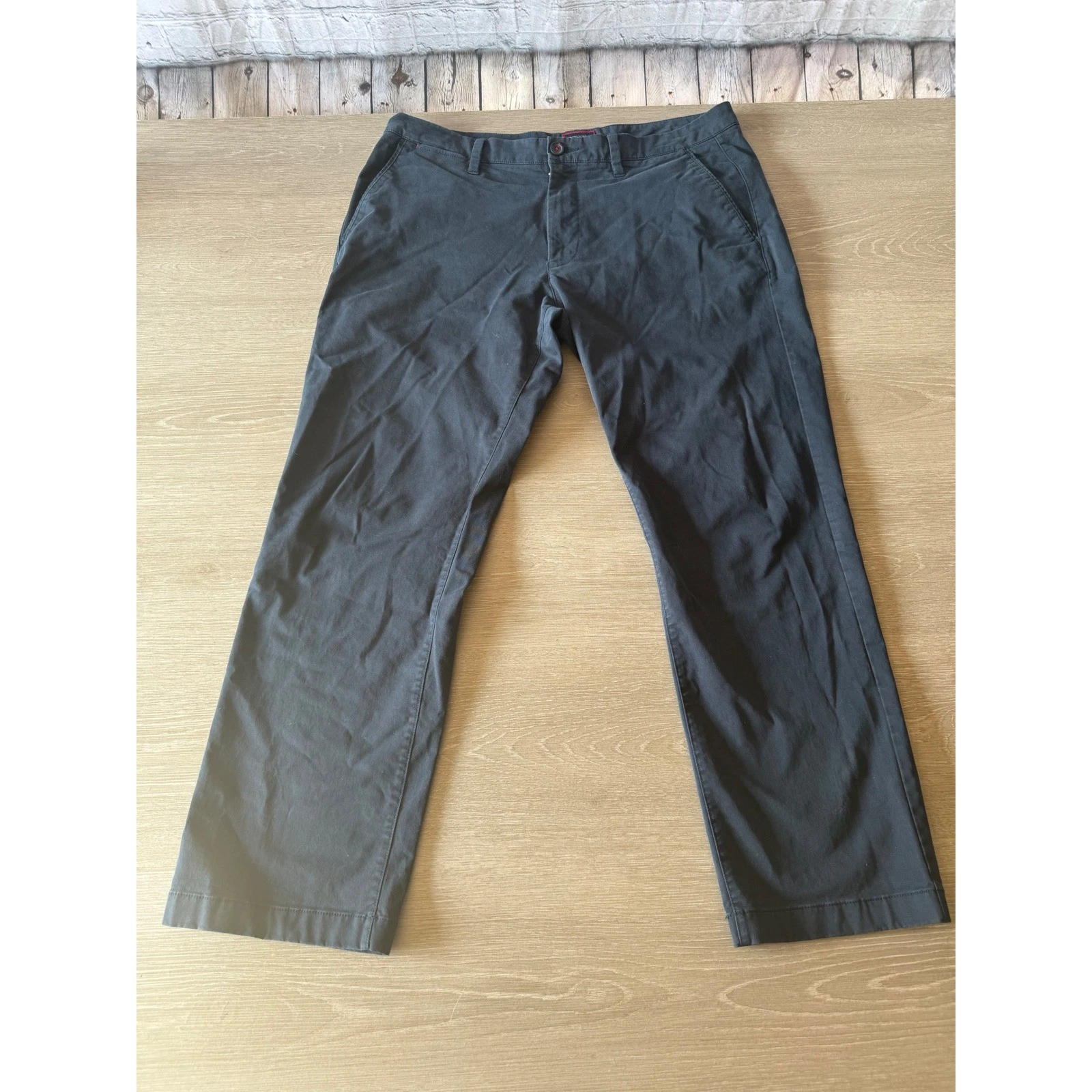 UNTUCKit Mens Relaxed Fit Navy Cotton Blend Chino Pants Size 35"x30"