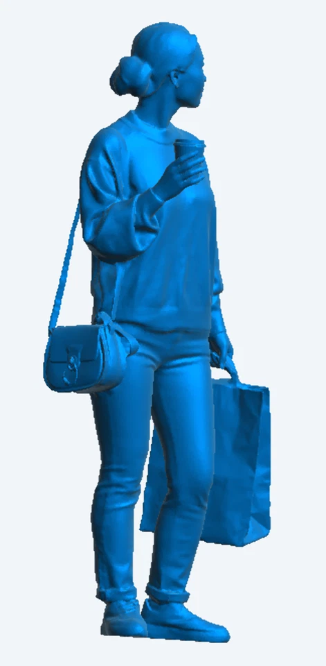 W2 Tamiya Model Figure – Casual Woman with Shopping Bag and Smartphone - Image 4 of 4