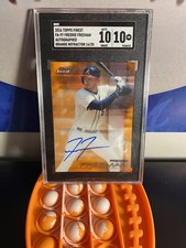 Freddie Freeman 2016 Topps Finest Orange Refractor Autograph #d 16/25 SGC 10&10