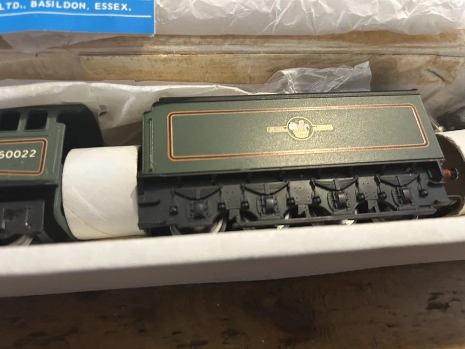 WRENN W2211 - BR Class A4 4-6-2 60022 'MALLARD' in late green - Image 3 of 4