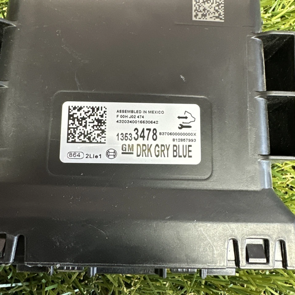Módulo de control de puerta de enlace de red Chevy Silverado/Colorado 2018-2022 OEM 13533478 Foto 3 de 4