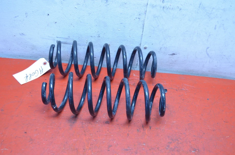10-14 VOLKSWAGEN GOLF TRACCIÓN DELANTERA TRASERO DERECHO/IZQUIERDO JUEGO DE MUELLES HELICOIDALES OEM Foto 4 de 4