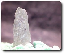 PARGASITE CRYSTAL 2.8 Carats Burma Mineral Gemstone A Bijoux
