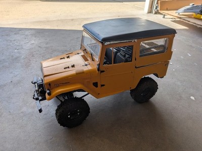 RC4WD Gelande II??  1/10 Scale 4WD Crawler w/ Cruiser Body Kit AS-IS READ DESC